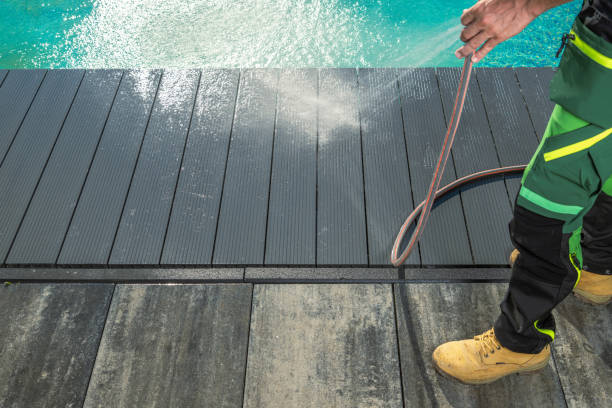 Why Choose Our Certified Pressure Washing Experts for Your Project Needs in Linden, TX?